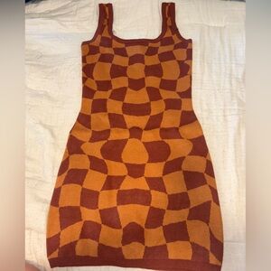 Chic Geometric Mini Dress in Orange and Brown